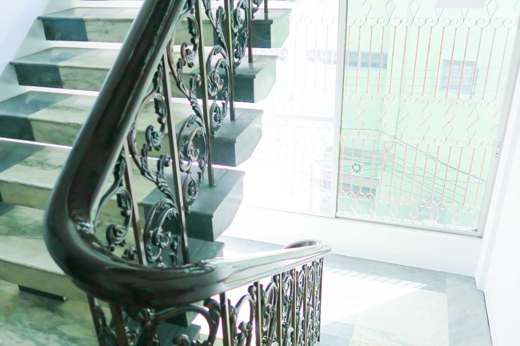 The Grand Palace Hostel Bangkok Dış mekan fotoğraf