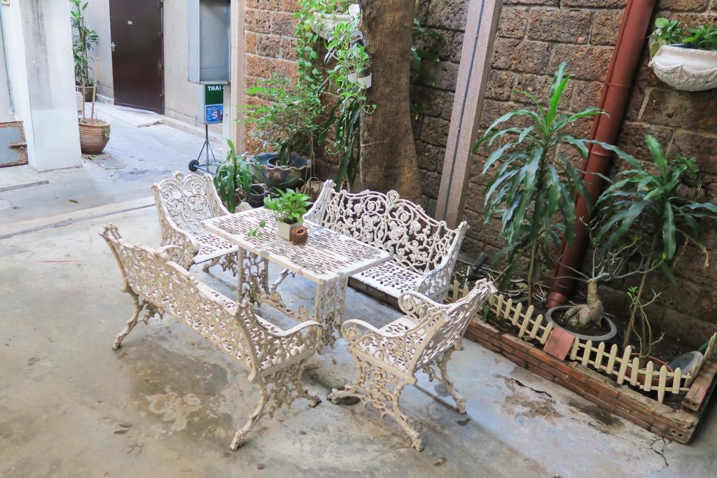 The Grand Palace Hostel Bangkok Dış mekan fotoğraf